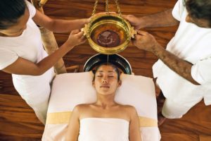 Massage ayurvédique Shirodhara